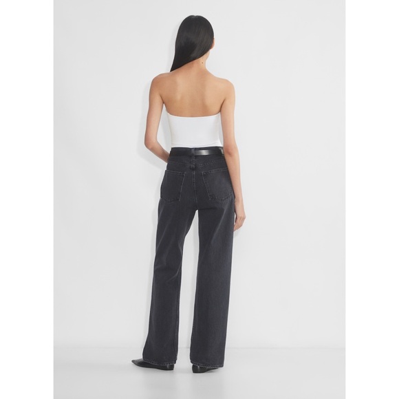 Aritzia Original Contour Tube Top in white, size XS - Picture 3 of 7